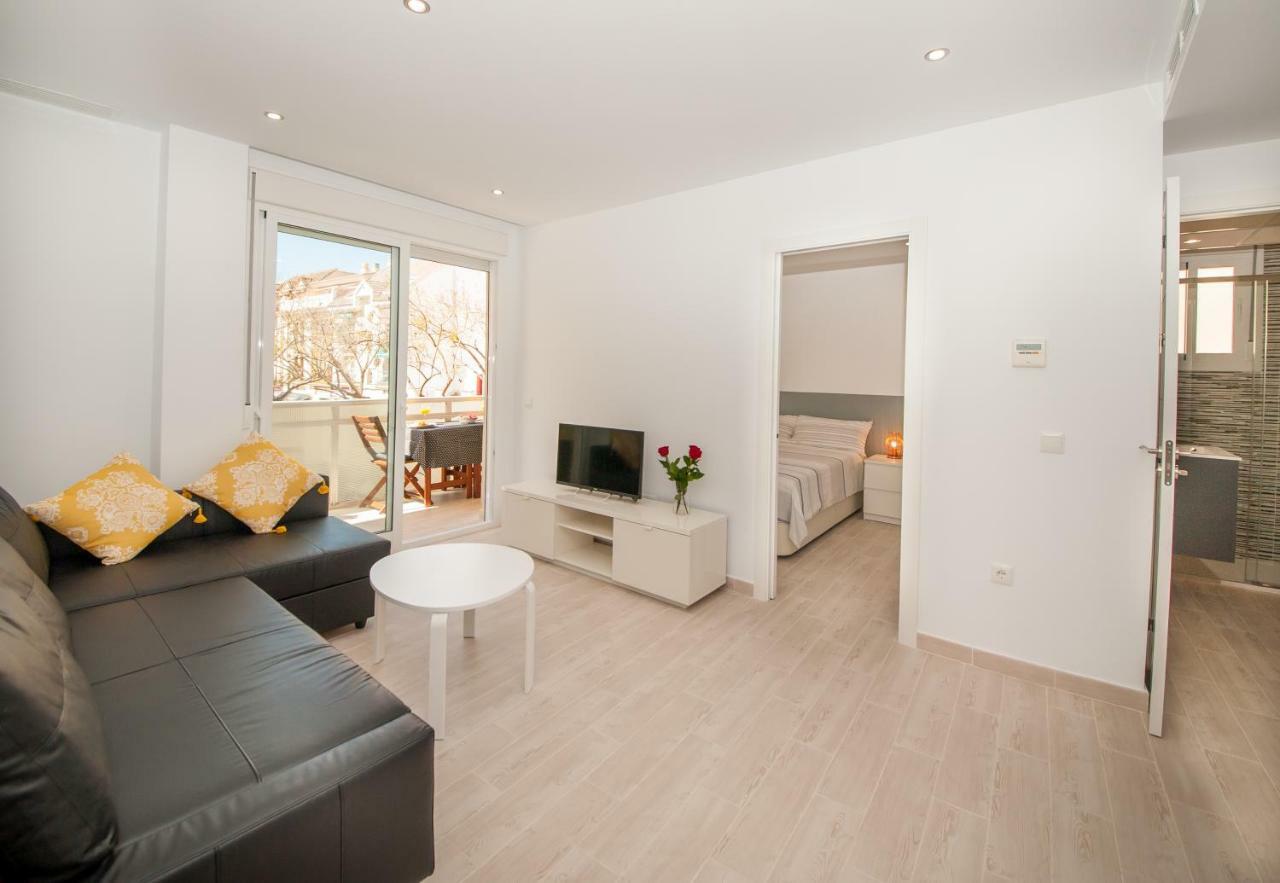 Nadine'S Place Fuengirola Luaran gambar